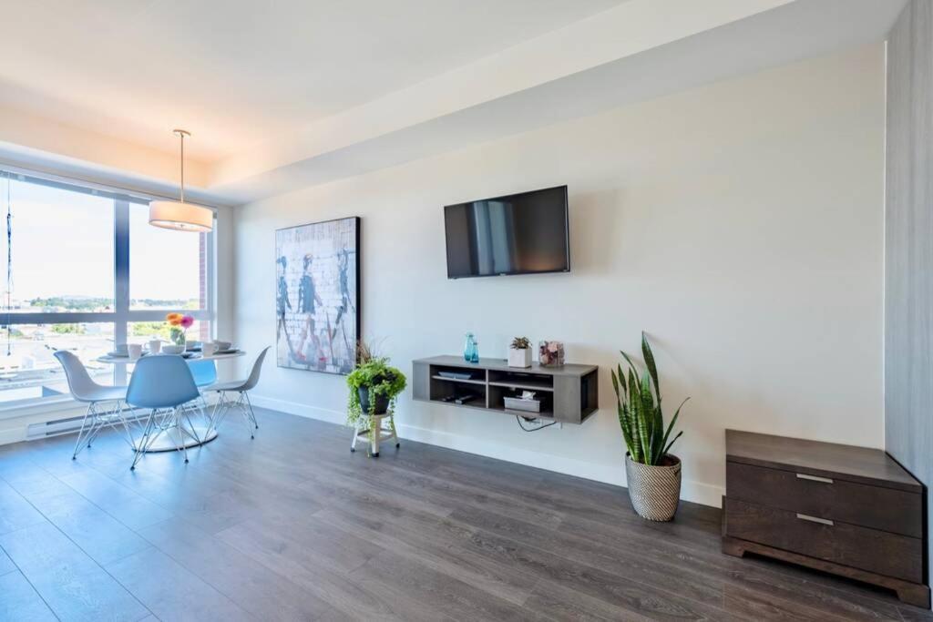 Clean 4Th Floor 1 Bedroom Apt In Old Town China Town Victoria Ngoại thất bức ảnh